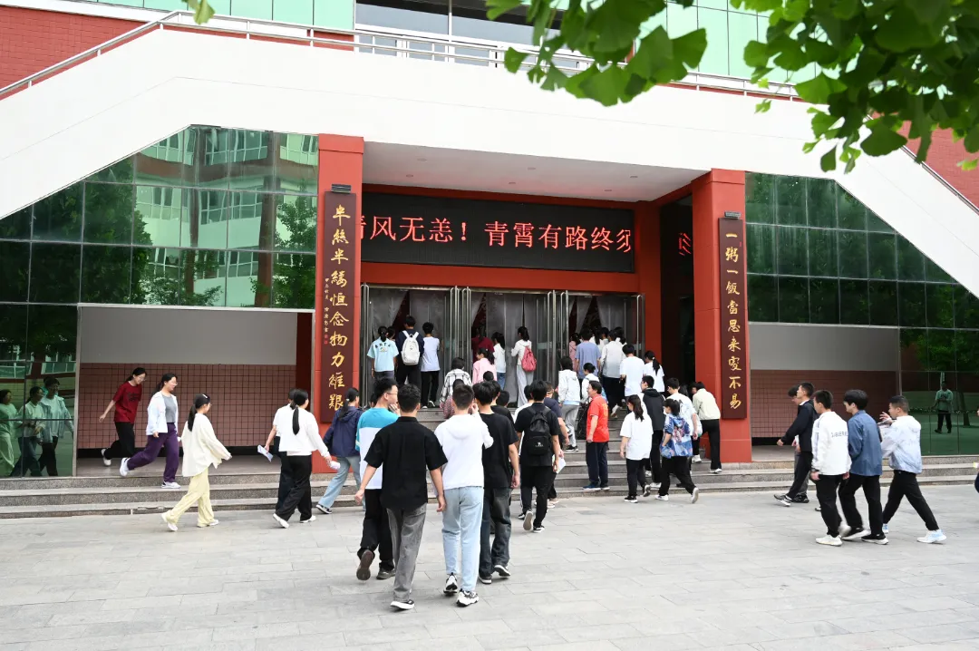 DSC_9706.JPG