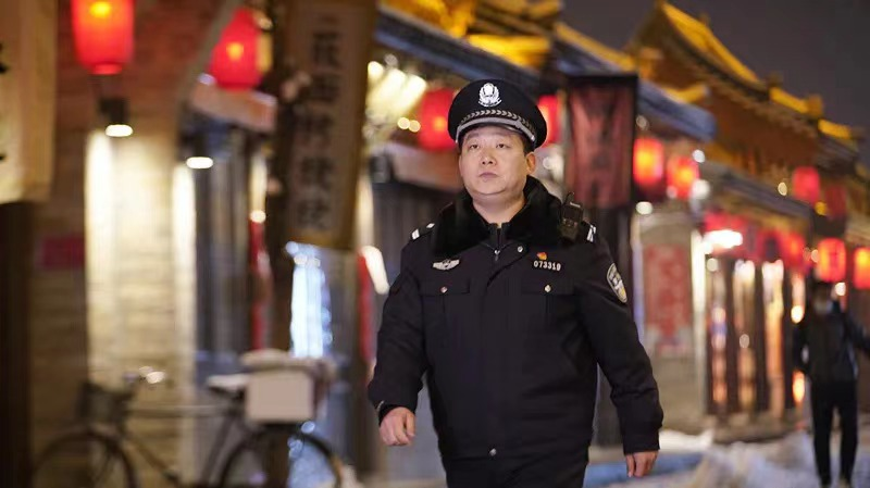 陈奋强永不言弃用行动诠释责任与担当